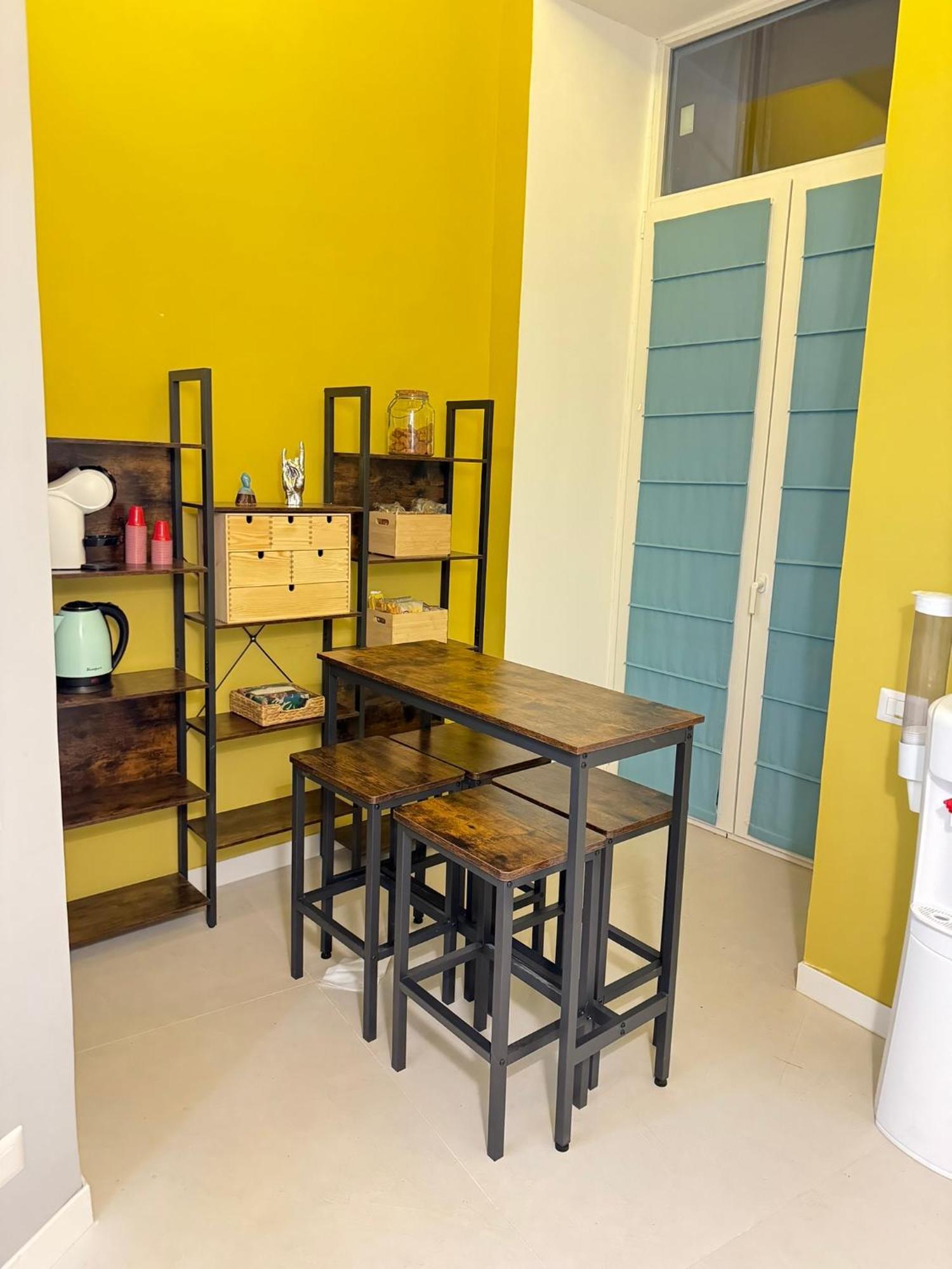 Couette-café Spaccanapoli 56 Naples